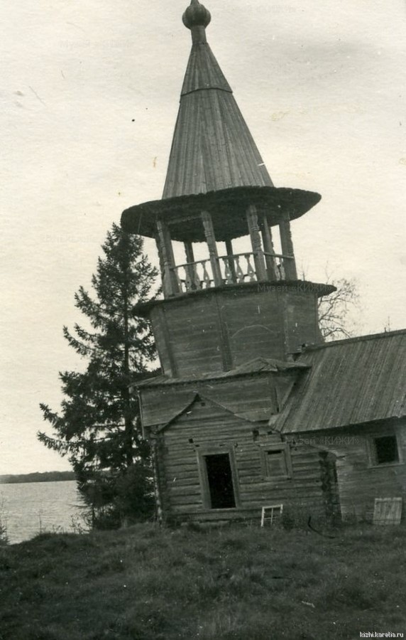 Часовня Знамения Богородицы в д.Корба Медвежьегор.р. Северный фасад