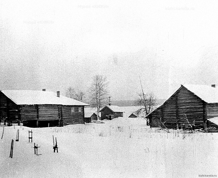 Вид на часовню в д.Космозеро. 24.01.1943.